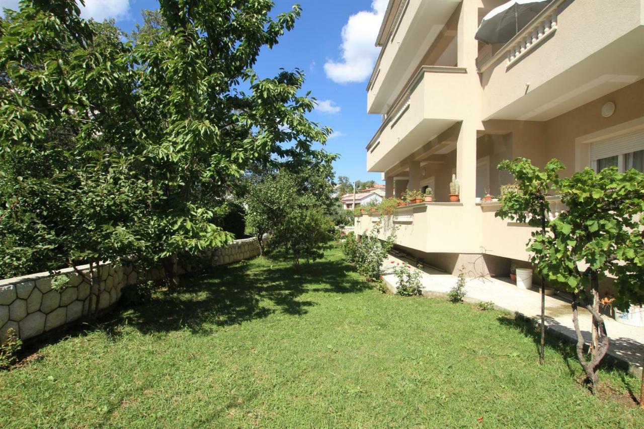 Apartments Macolic راب المظهر الخارجي الصورة