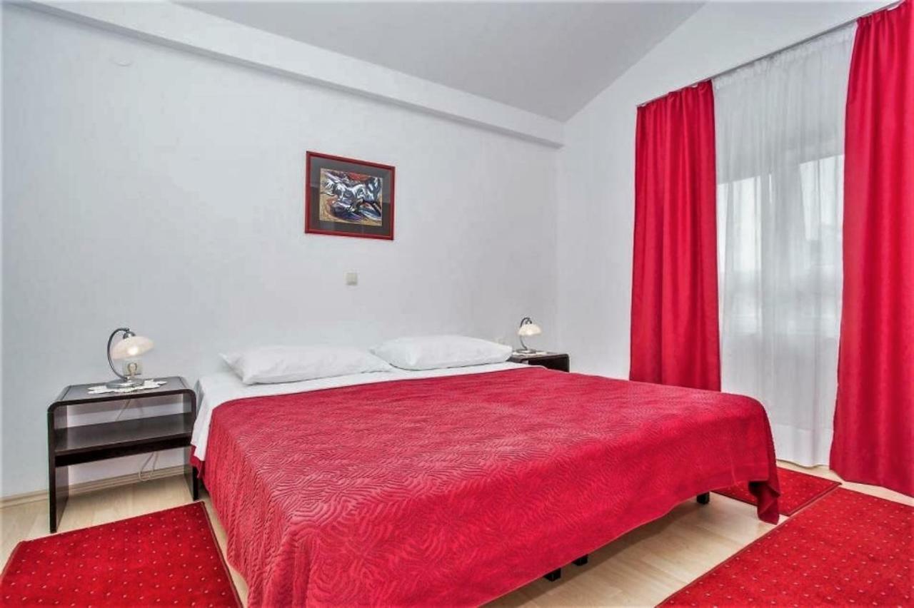 Apartments Macolic راب المظهر الخارجي الصورة